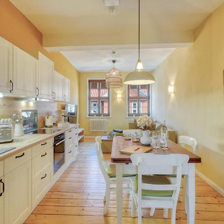Magdalene Apartment *